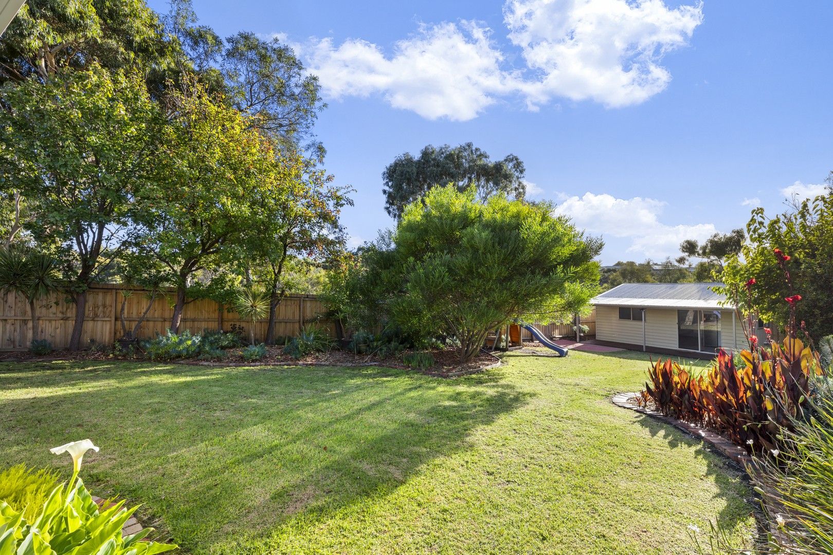 4 bedrooms House in 10 Haven Ct TORQUAY VIC, 3228