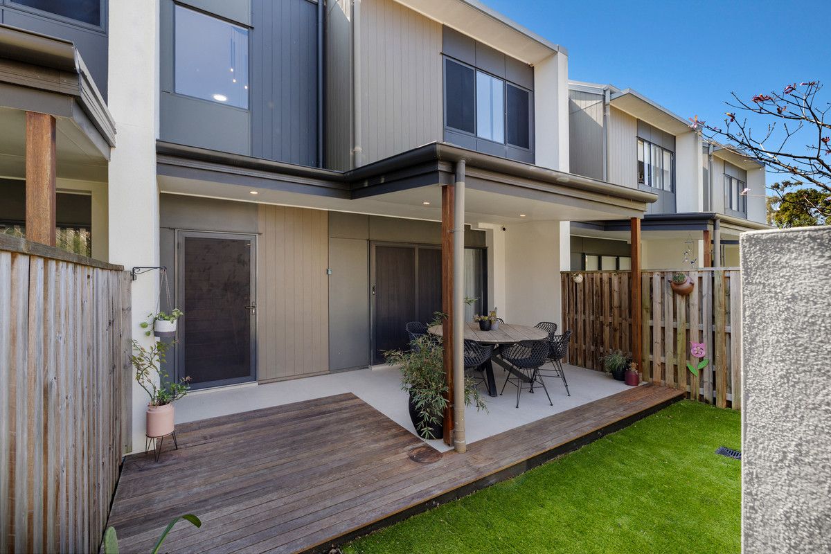 3 bedrooms Apartment / Unit / Flat in 3/9-11 Oaklands Street ALEXANDRA HILLS QLD, 4161