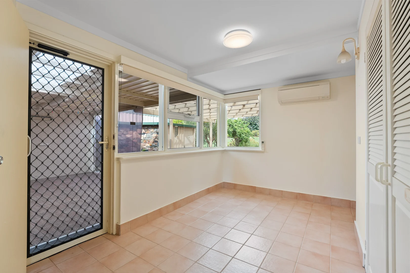 Additional image 12 of 161 Rockingham Beach Road, Rockingham WA 6168