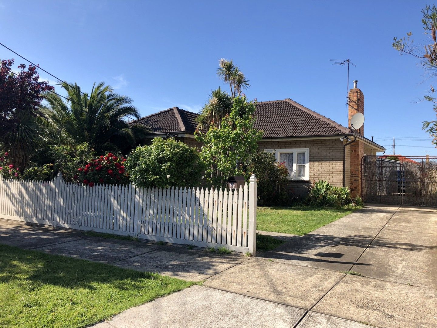 3 bedrooms House in 19 Cedar Street THOMASTOWN VIC, 3074