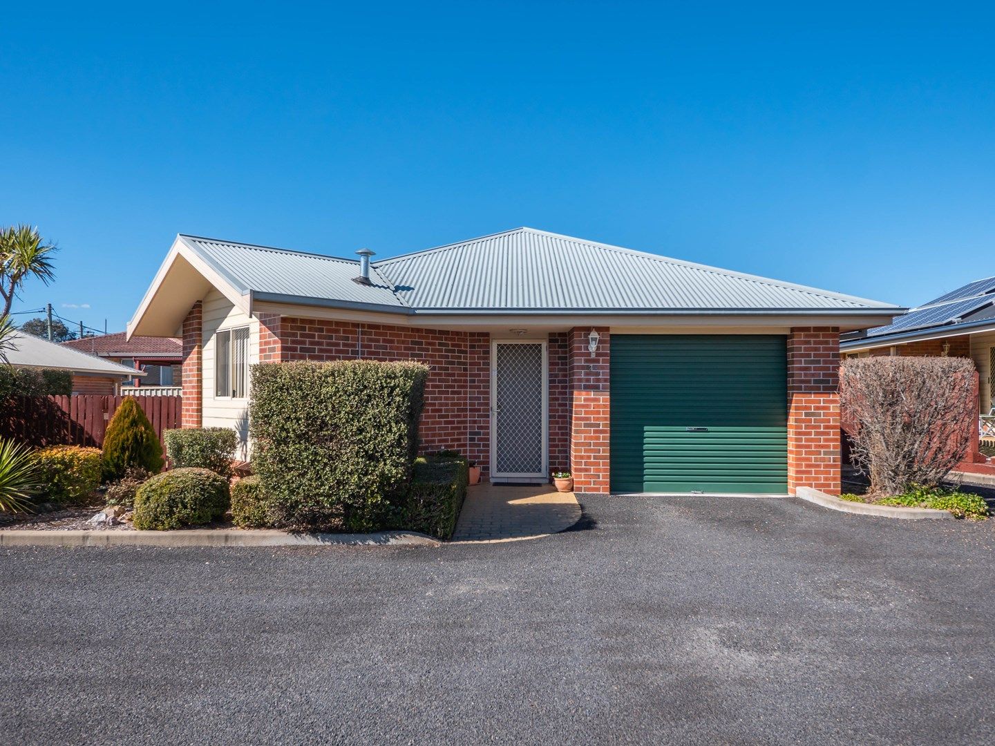 2/10-12 Speare Ave, Armidale NSW 2350, Image 0