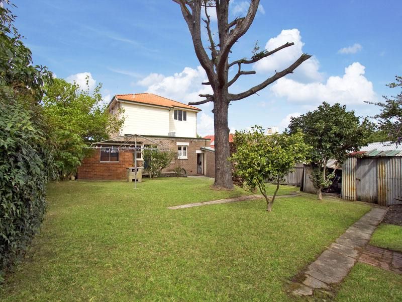 26 Seabrook Avenue, RUSSELL LEA NSW 2046, Image 2