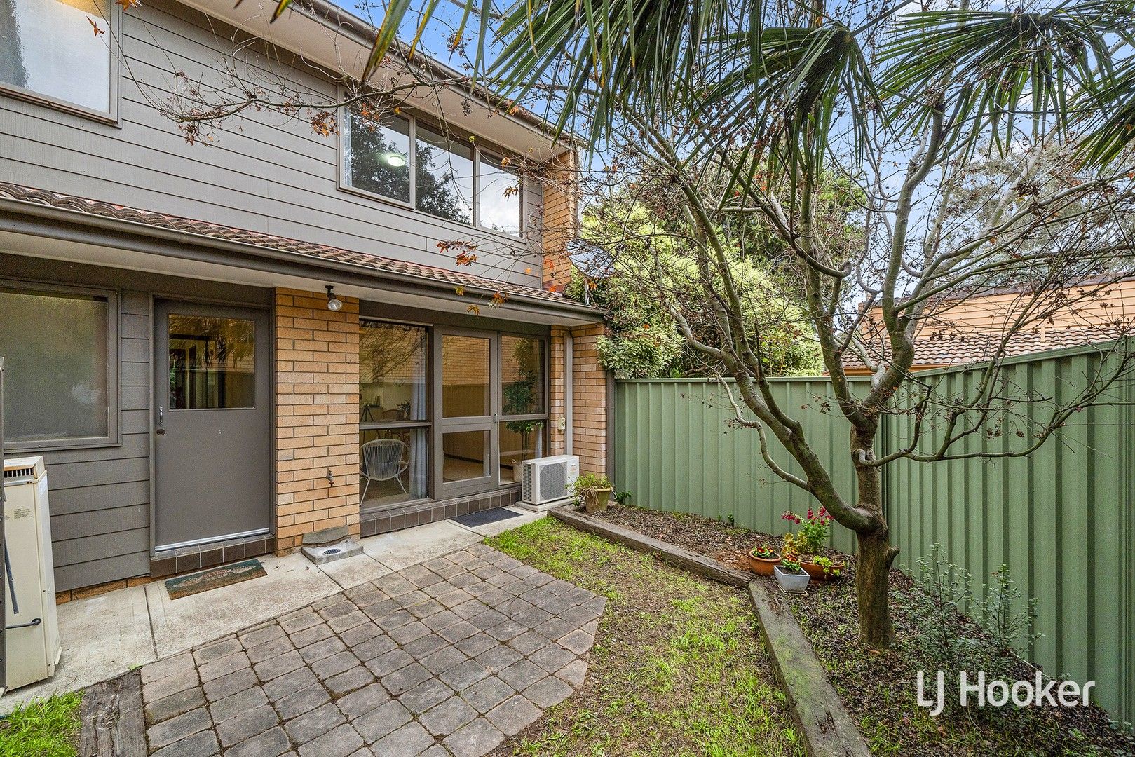 28 Renny Place, Belconnen ACT 2617, Image 0