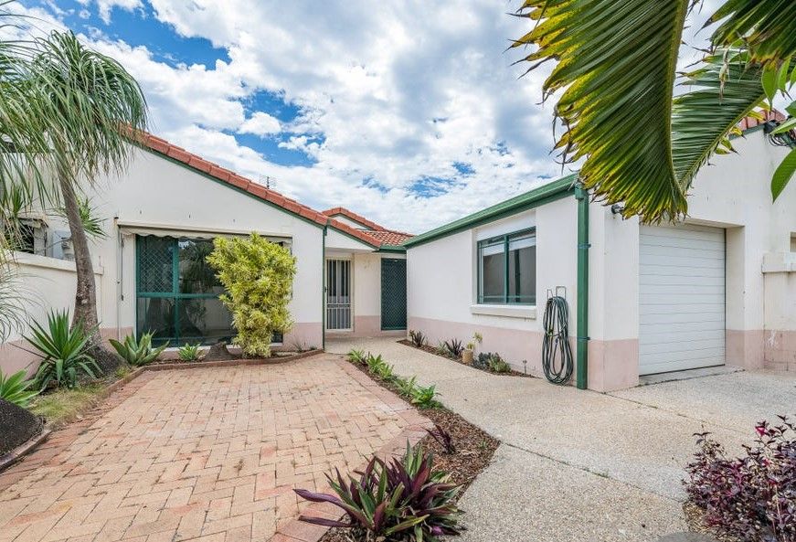 2/139 Bayview Street, Runaway Bay Property History & Address Research