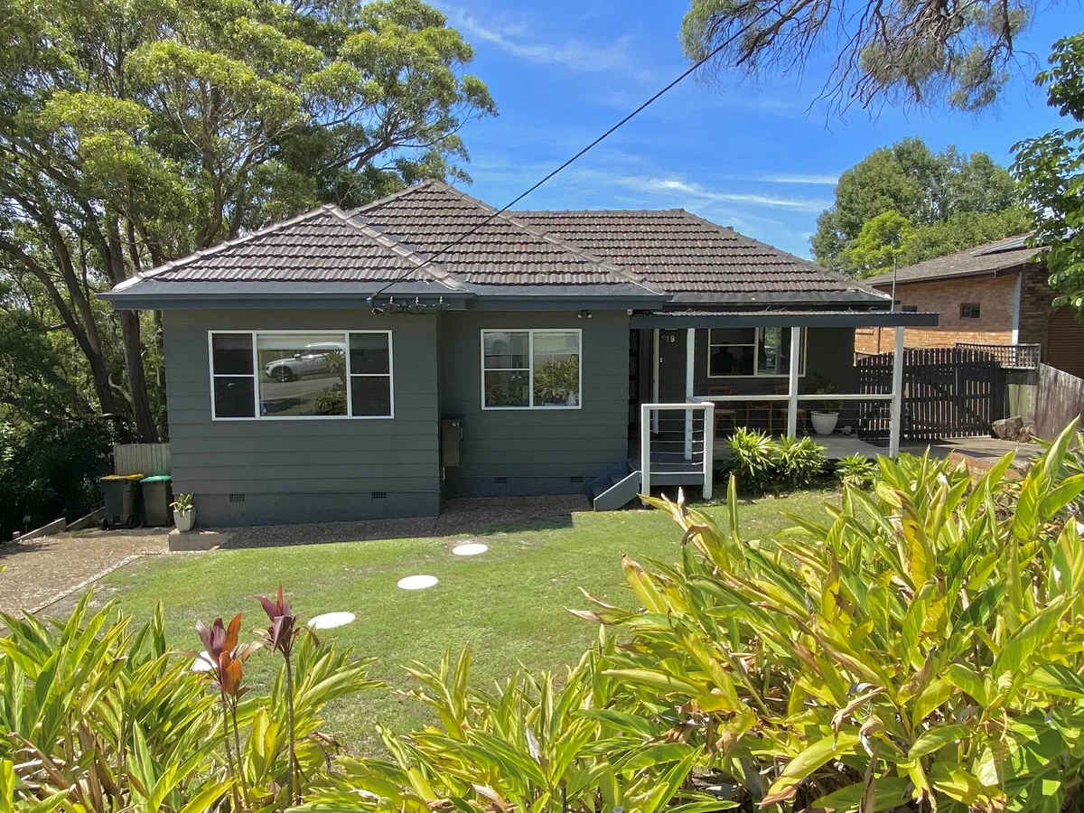 19 John Street, Tingira Heights NSW 2290