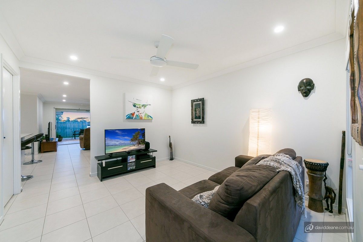 17 Gardenia Circuit, Dakabin QLD 4503, Image 2