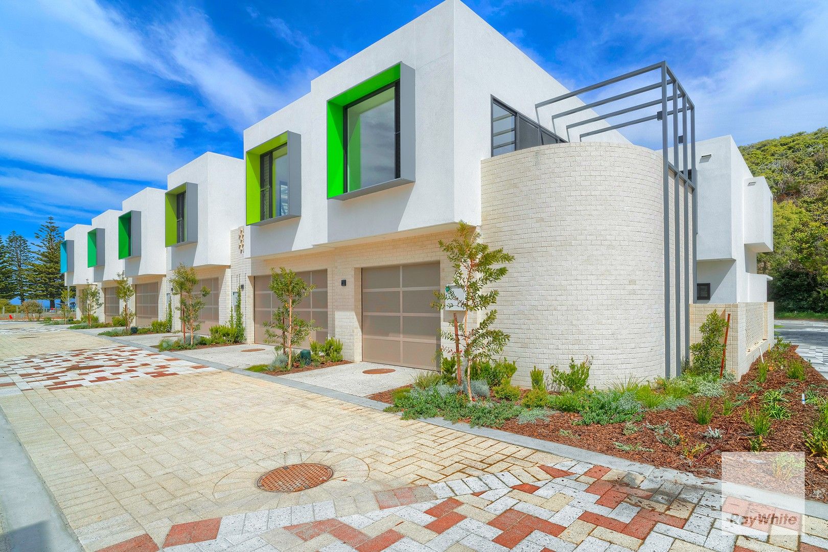 2 bedrooms Apartment / Unit / Flat in 16 Adelaide Crescent MIDDLETON BEACH WA, 6330