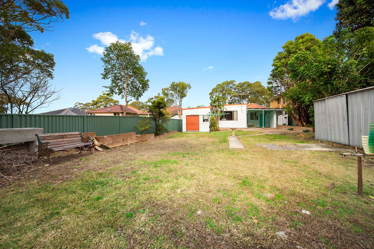 9 Wyralla Rd, Yowie Bay NSW 2228, Image 2