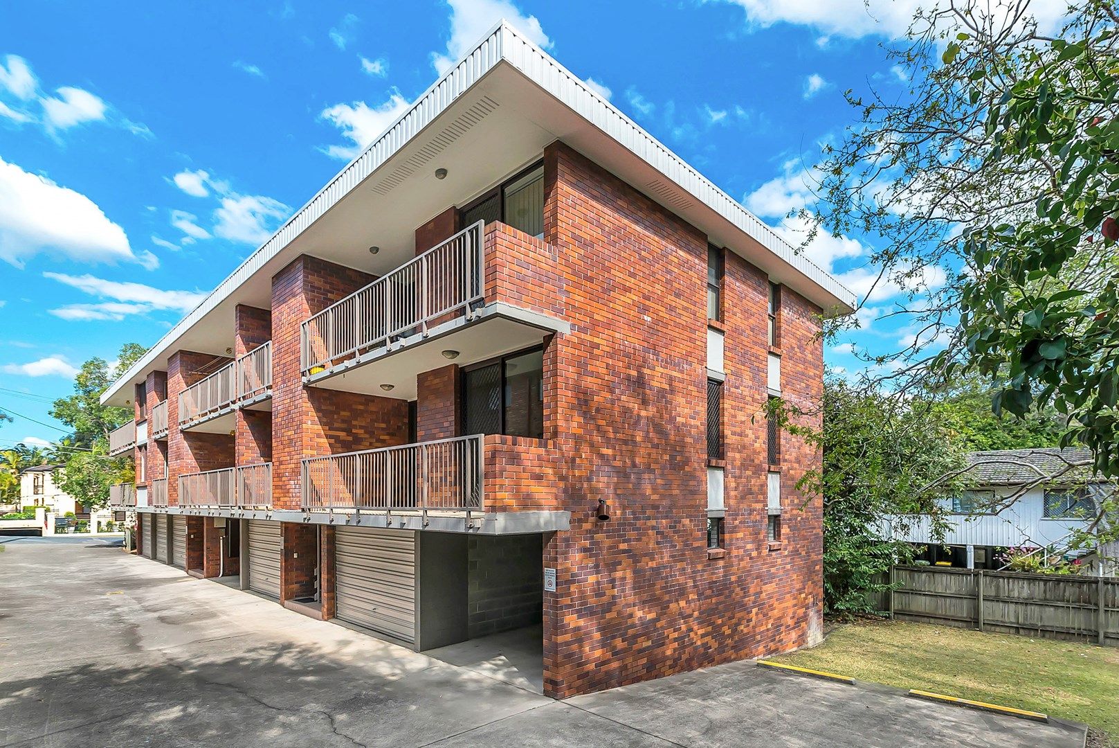 3/141 Central Avenue, Indooroopilly QLD 4068, Image 0