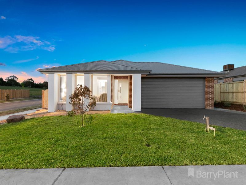 19 King Parrot Boulevard, Drouin VIC 3818, Image 0