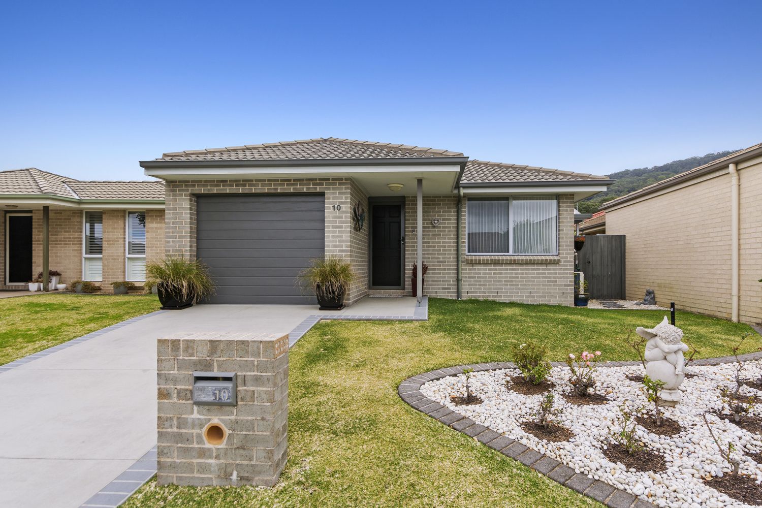 10 Silkwood Road, Woonona Property History & Address Research Domain