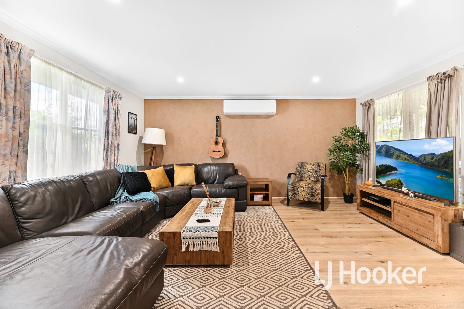 10 Darling Court, Hampton Park VIC 3976, Image 1