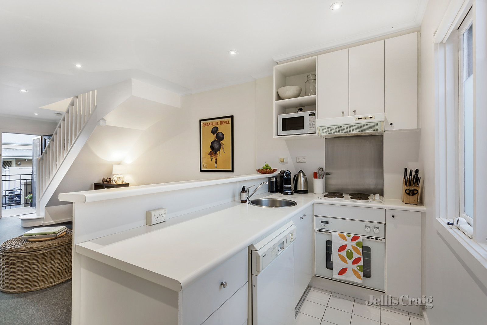 88A Surrey Road North, South Yarra VIC 3141, Image 2