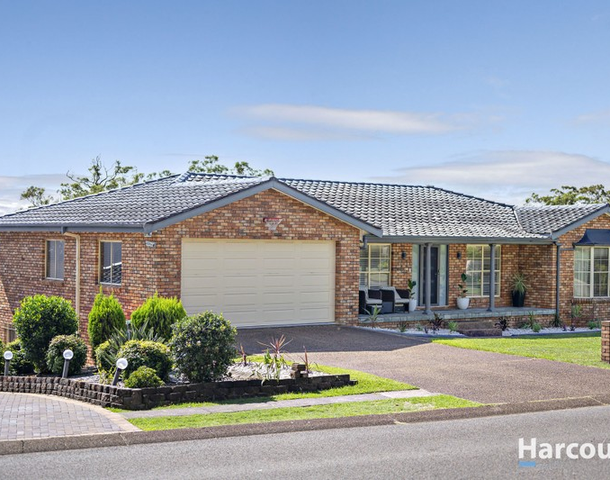 35 Dalwood Close, Eleebana NSW 2282