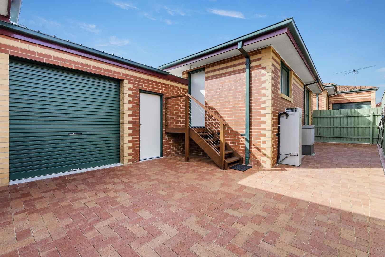 Additional image 5 of 2/53 Ferguson Street, Macleod VIC 3085