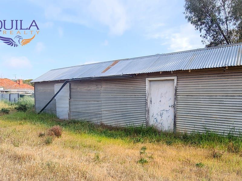 24 Moore Street, Kellerberrin WA 6410, Image 1