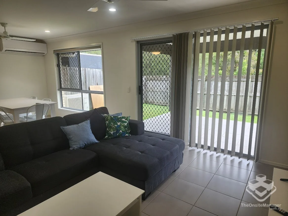 Urangan QLD 4655 photo 3