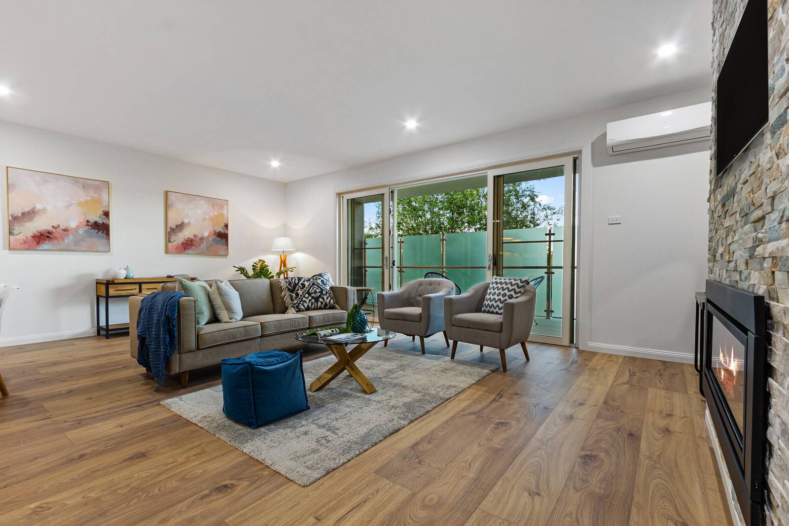 2 bedrooms Apartment / Unit / Flat in 65 Katrina Street BLACKBURN NORTH VIC, 3130