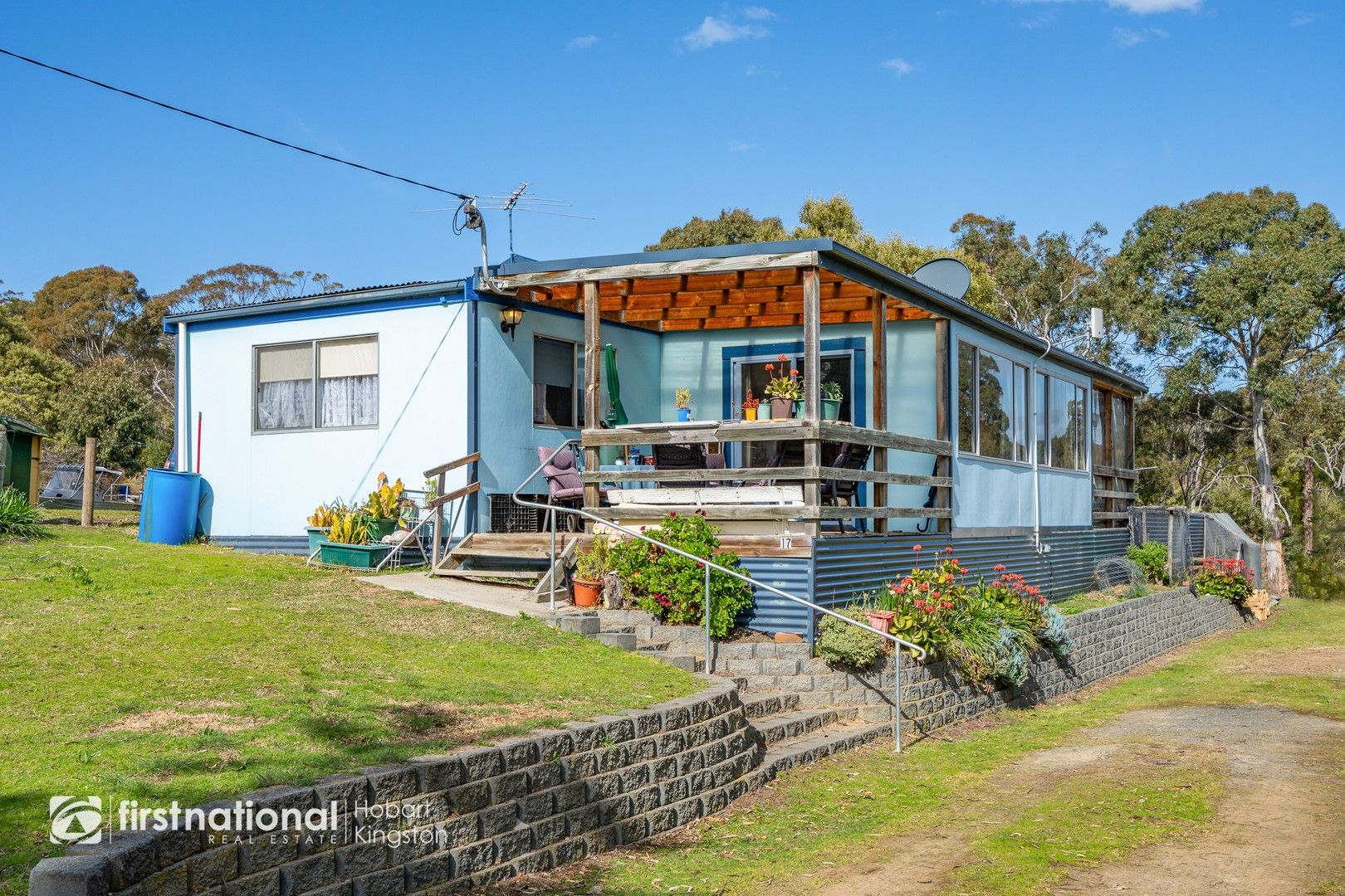 17 Victoria Avenue, Dennes Point TAS 7150, Image 0