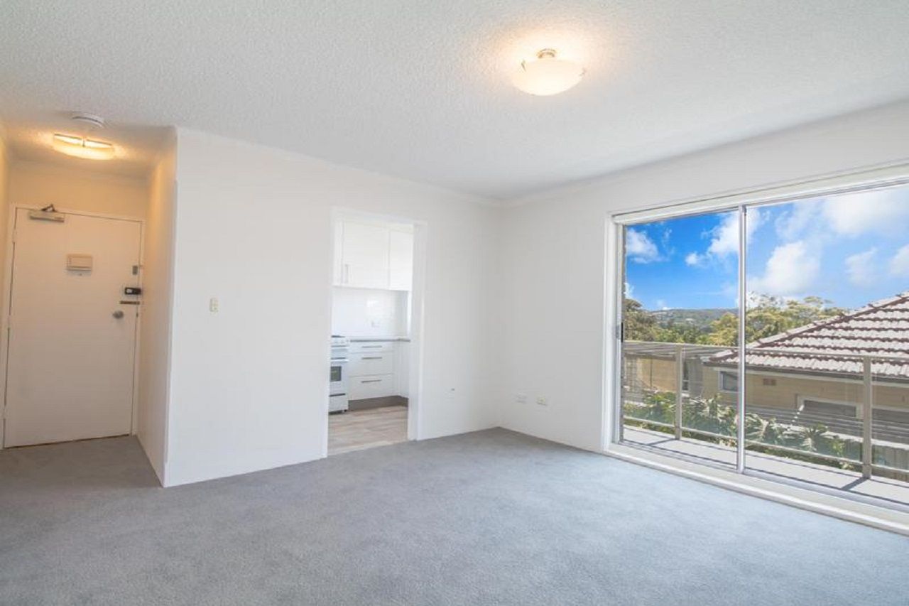 1 bedrooms Apartment / Unit / Flat in 23/110 Lawrence Street FRESHWATER NSW, 2096