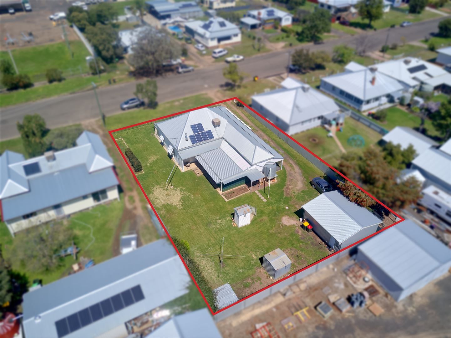 27 Denison Street, Narrabri NSW 2390, Image 2