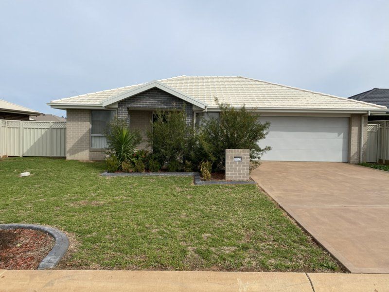 15B Apsley Cresecent, Dubbo NSW 2830, Image 0