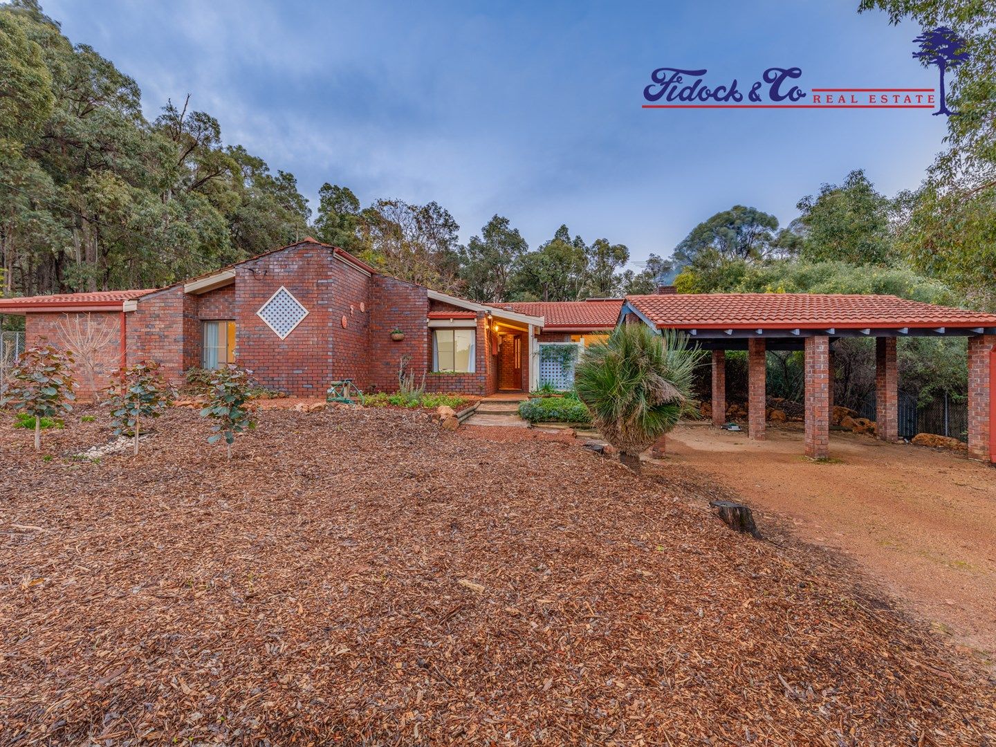 56 Valley View Road, Roleystone WA 6111, Image 0