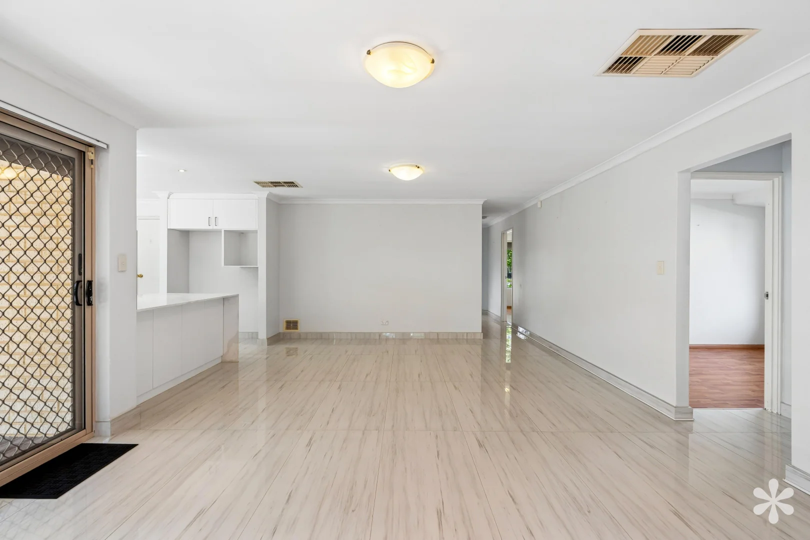 Additional image 4 of 12 Balaka Way, Queens Park WA 6107