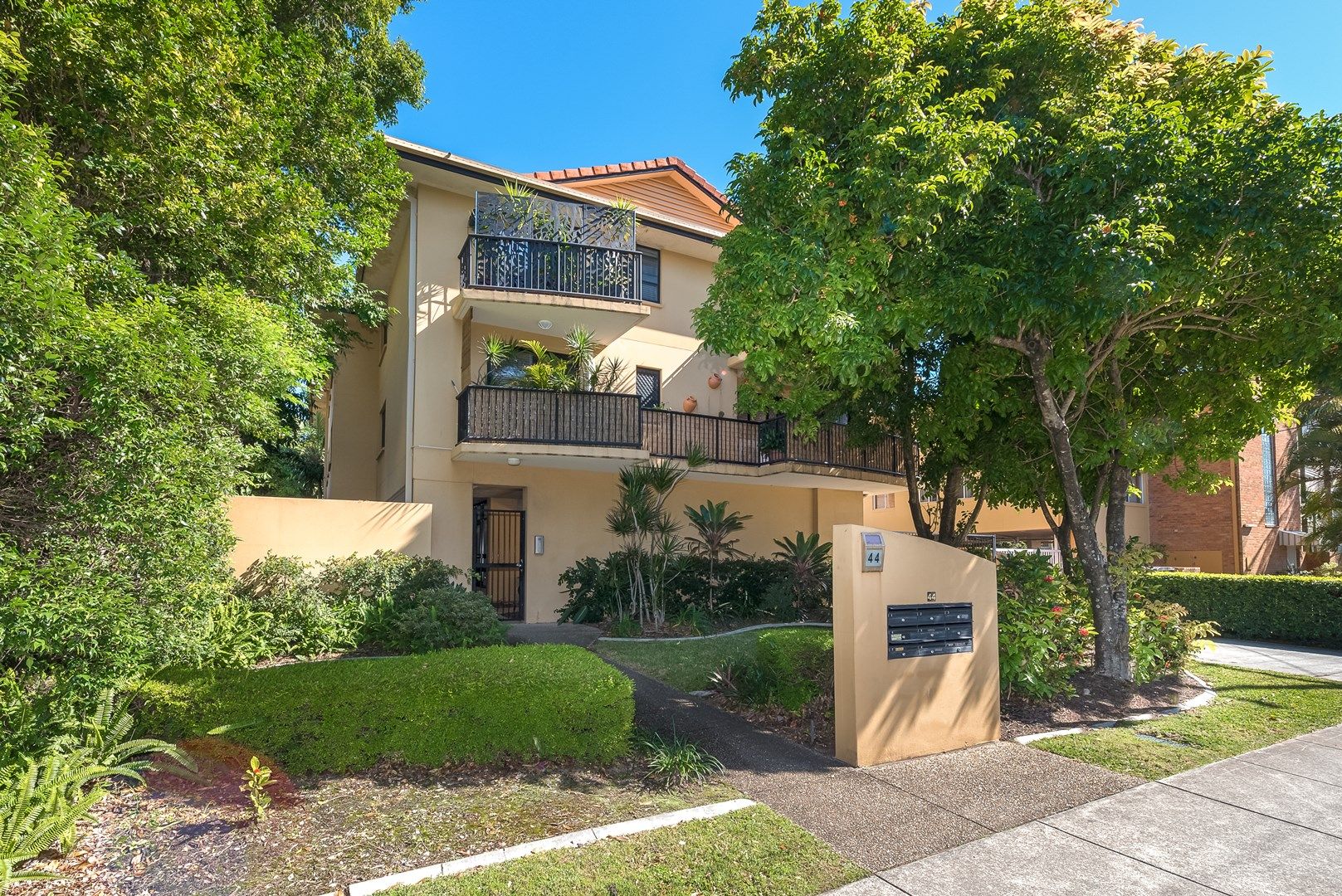 7/44 Brighton Street, Biggera Waters QLD 4216, Image 0