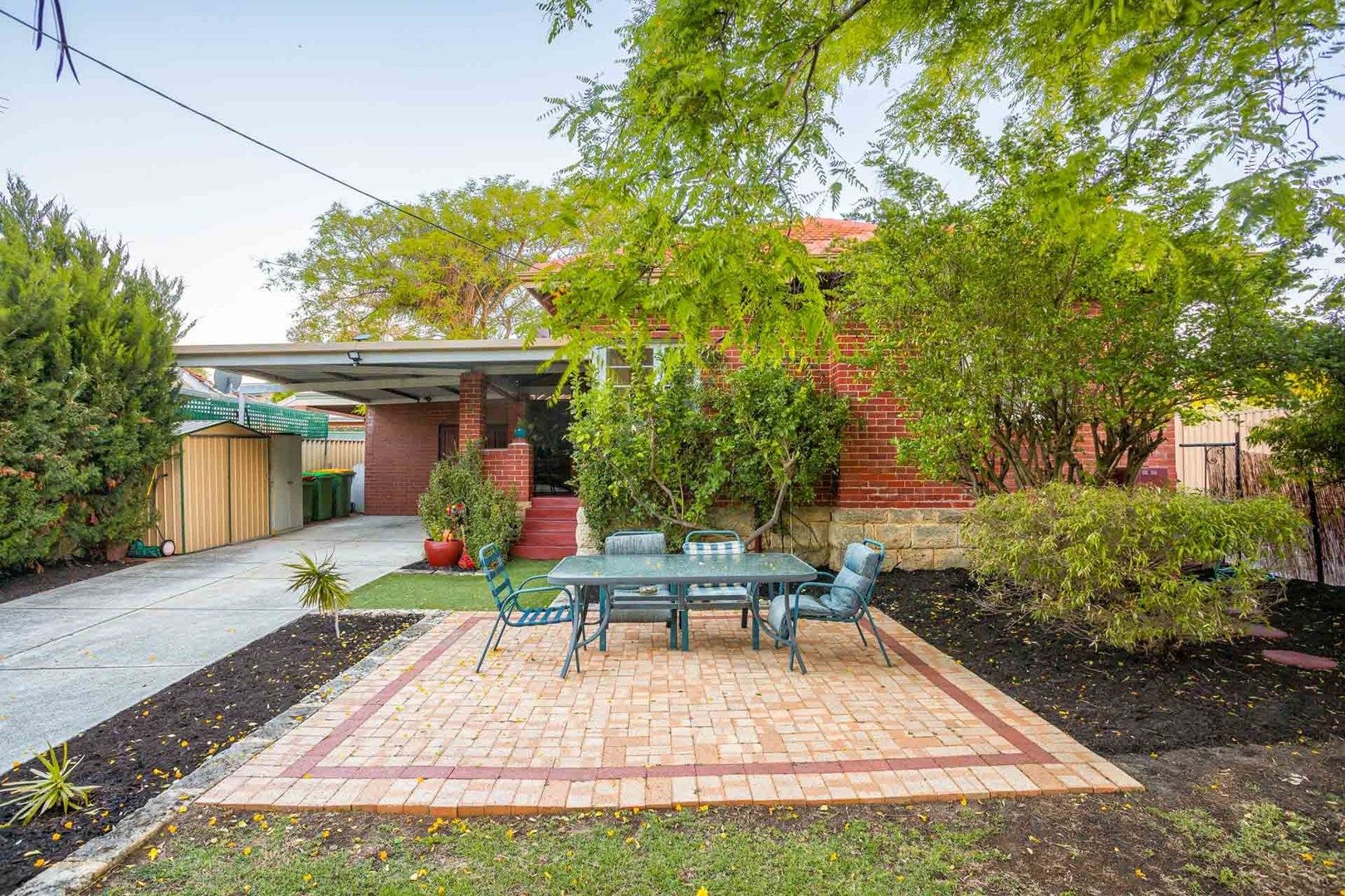 15A Luffingham St, Melville WA 6156, Image 0