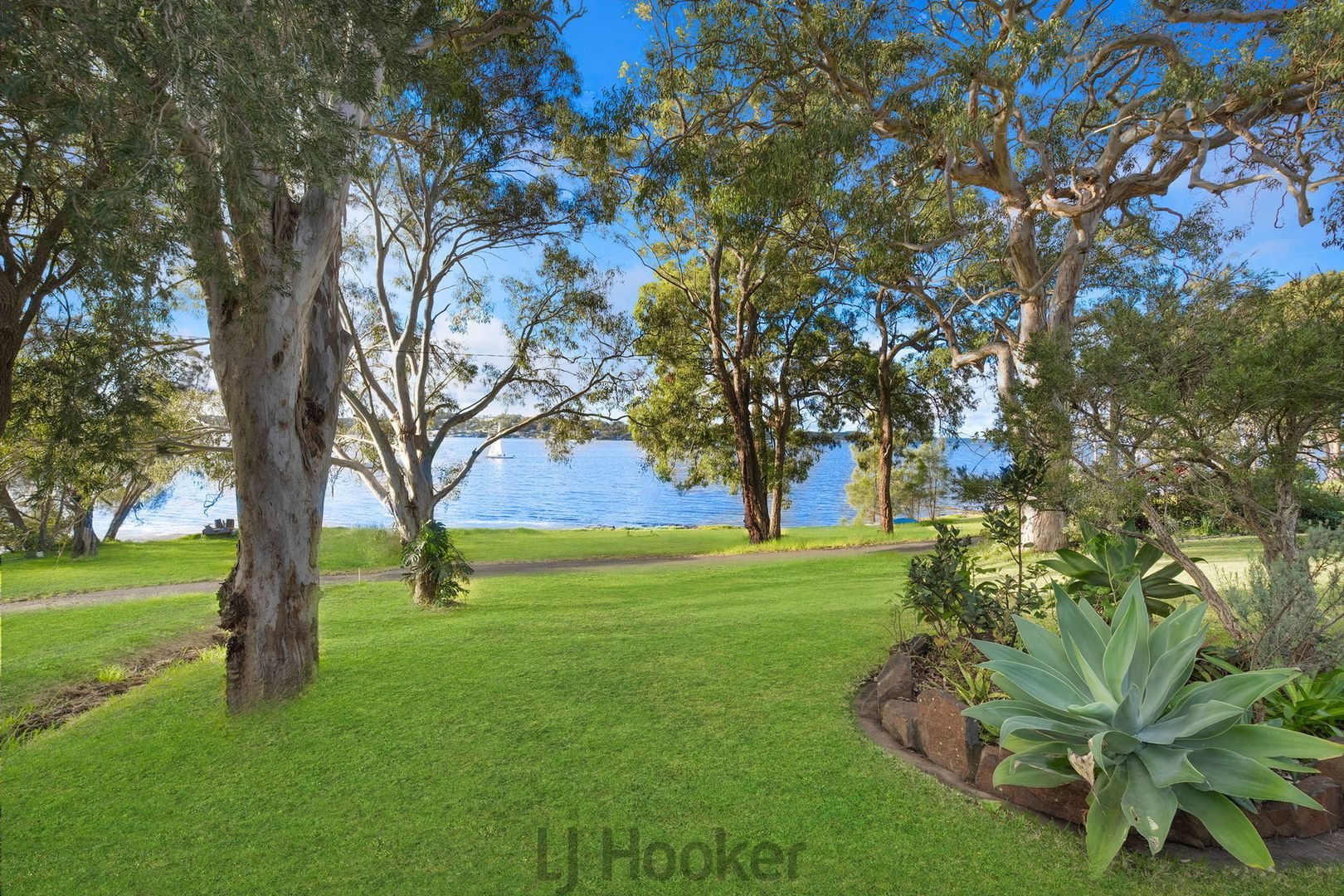 223 Watkins Road, Wangi Wangi NSW 2267, Image 2