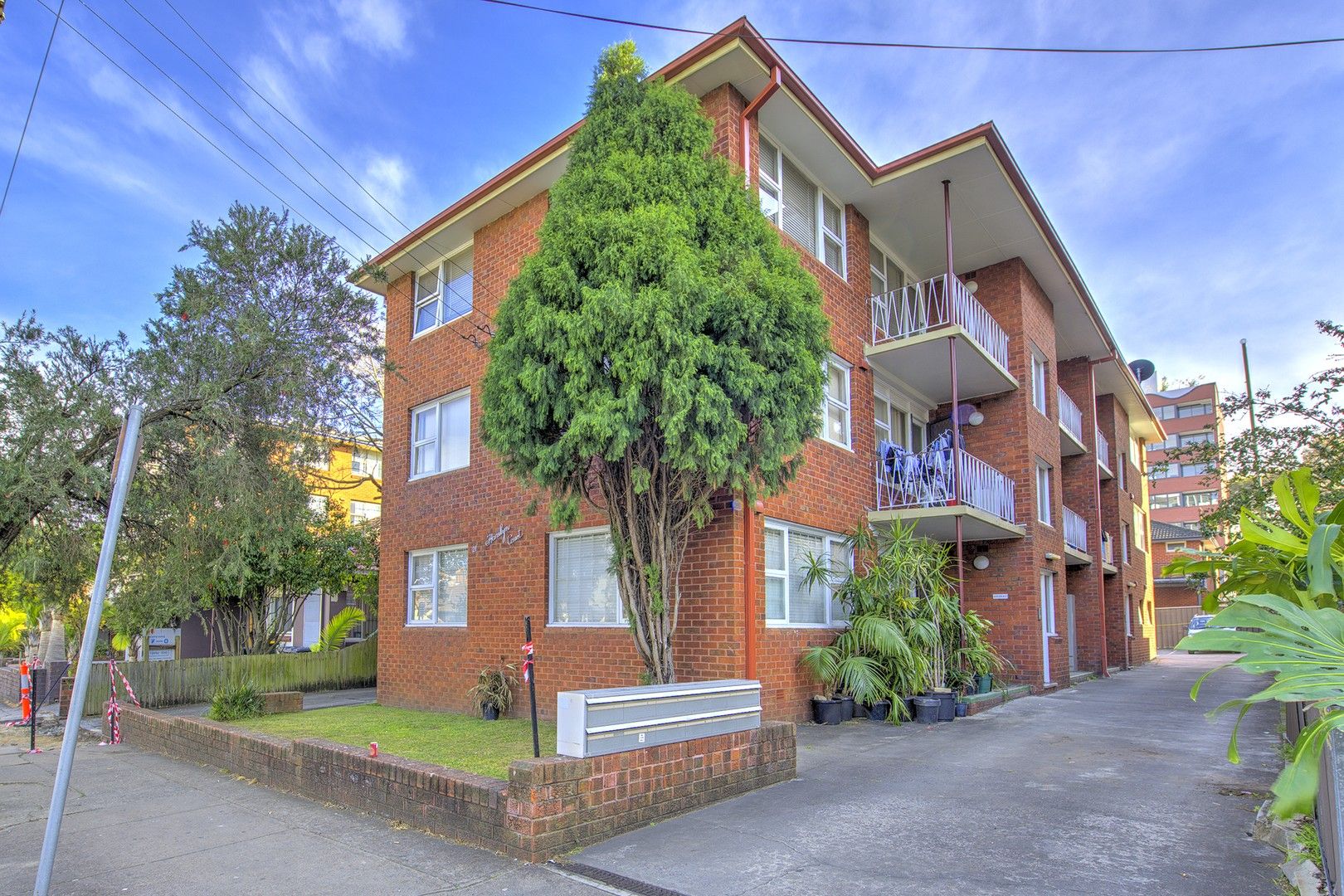 1 bedrooms Apartment / Unit / Flat in 9/21 Lyons Street STRATHFIELD NSW, 2135