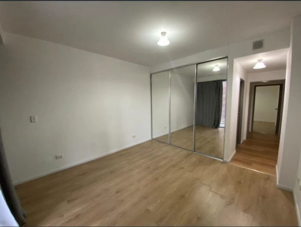 2 bedrooms Apartment / Unit / Flat in 30/12-26 regent Street CHIPPENDALE NSW, 2008