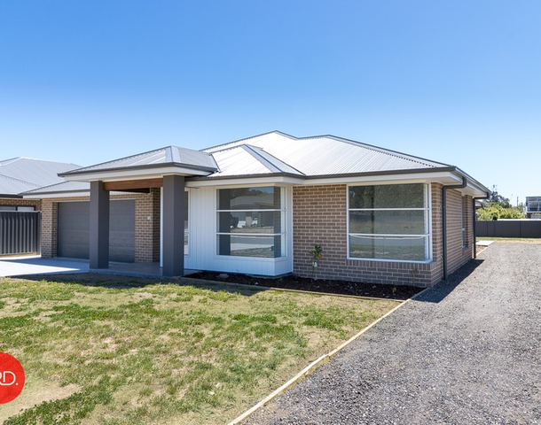 12 Rosella Place, Bungendore NSW 2621