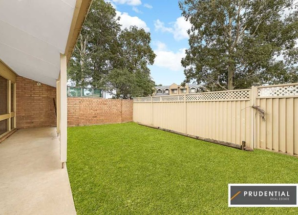 5/42 Woodhouse Drive, Ambarvale NSW 2560