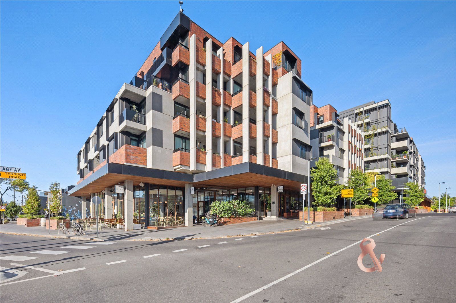 2 bedrooms Apartment / Unit / Flat in 207/9 Village Avenue BRUNSWICK EAST VIC, 3057