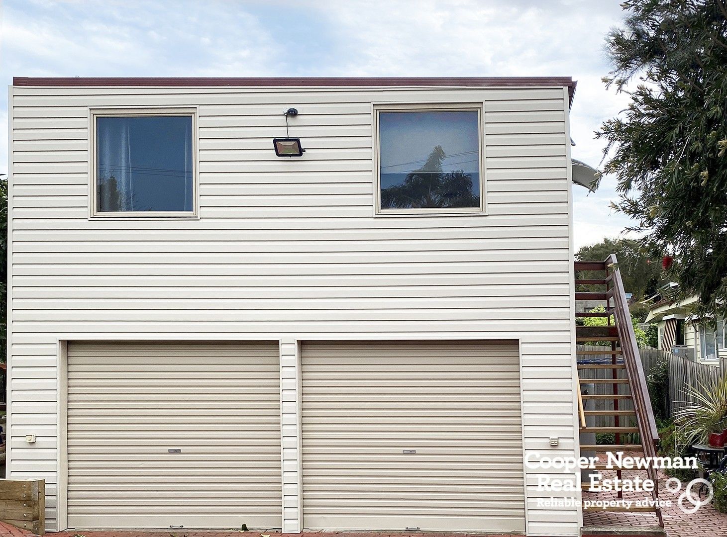 2 bedrooms Apartment / Unit / Flat in 18A Elgar Road BURWOOD VIC, 3125