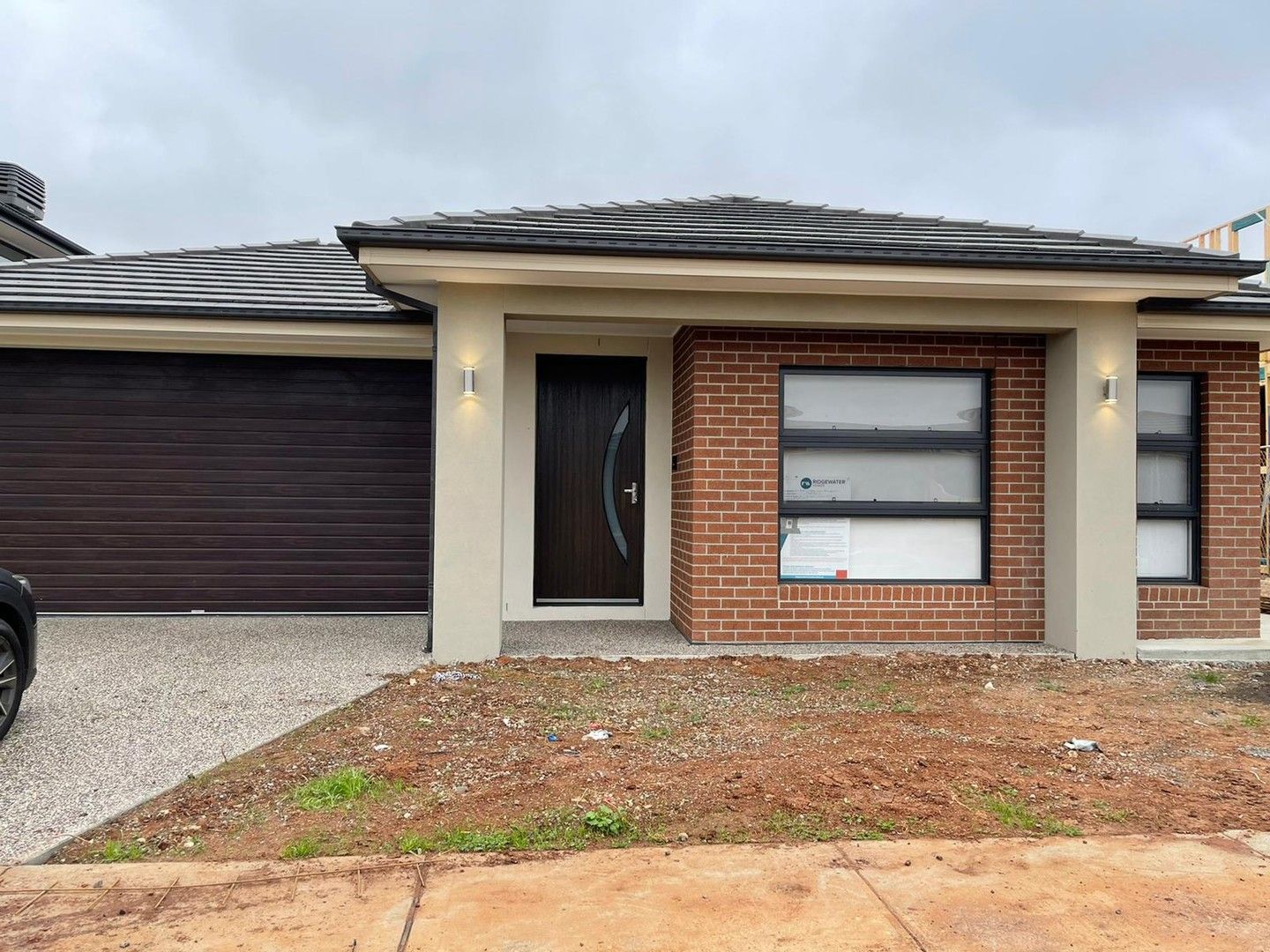 4 bedrooms House in 6 Lilypad Way ROCKBANK VIC, 3335