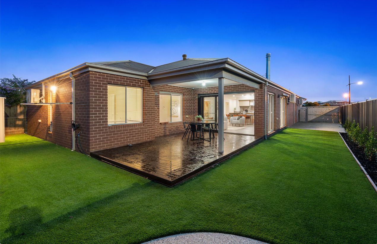 13 Keynes Circuit, Fraser Rise VIC 3336, Image 1