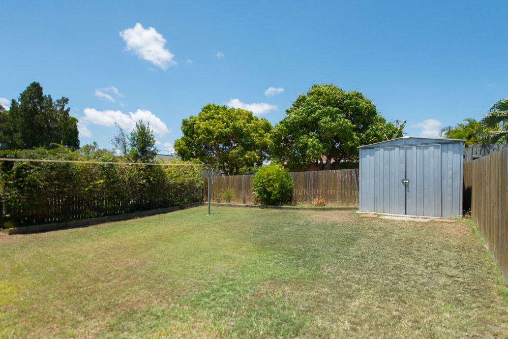 317 J Hickey Avenue, CLINTON QLD 4680, Image 2