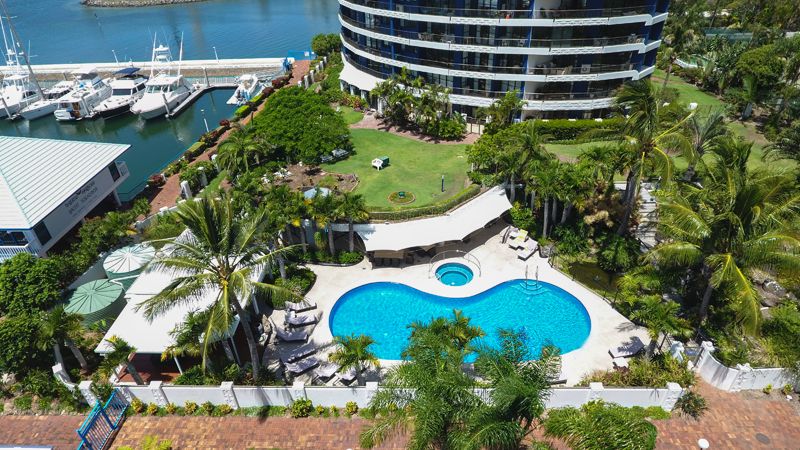 22 17 Bayview Street Runaway Bay Qld 4216 Apartment For
