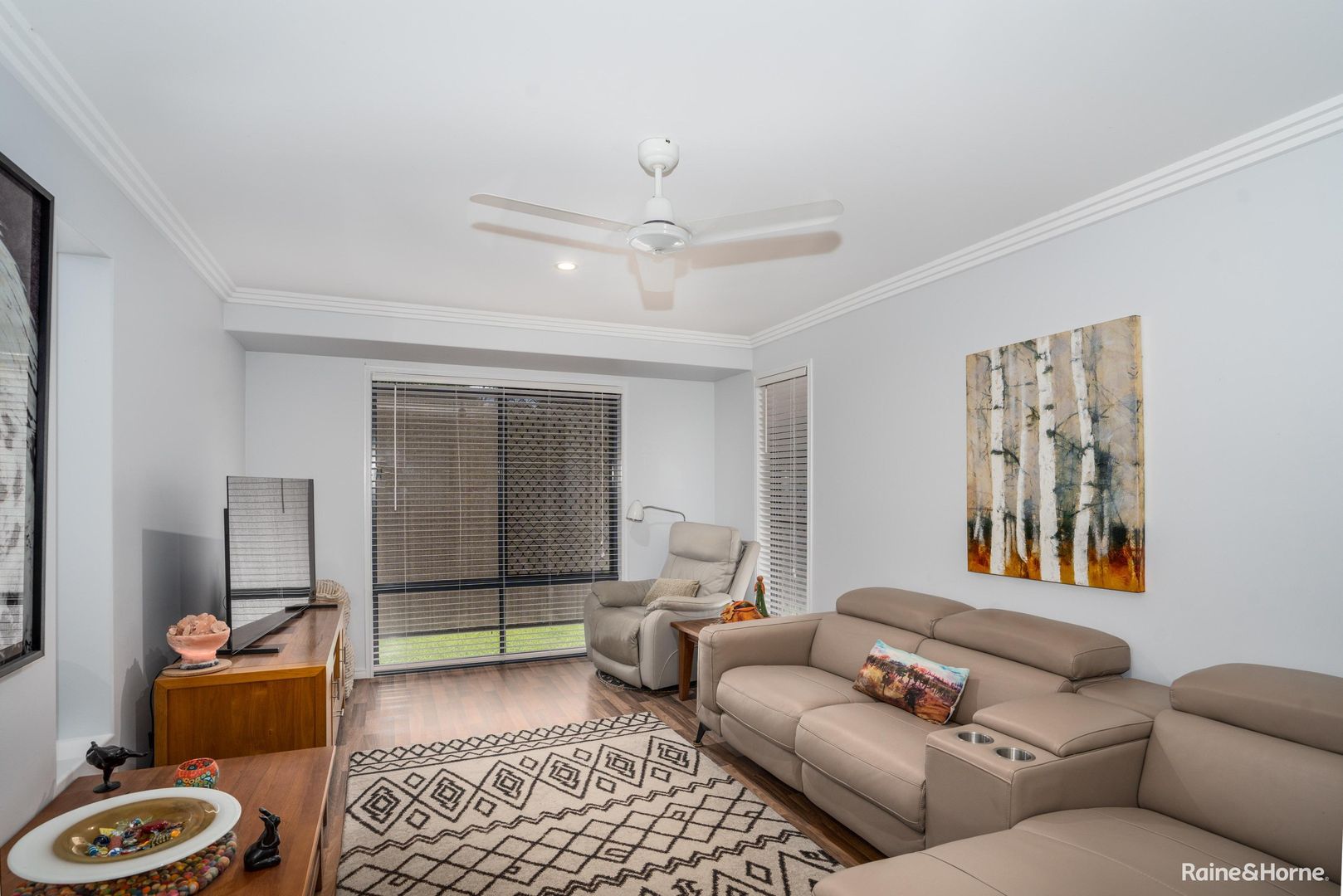 14 Rochester Court Urraween QLD 4655 Domain