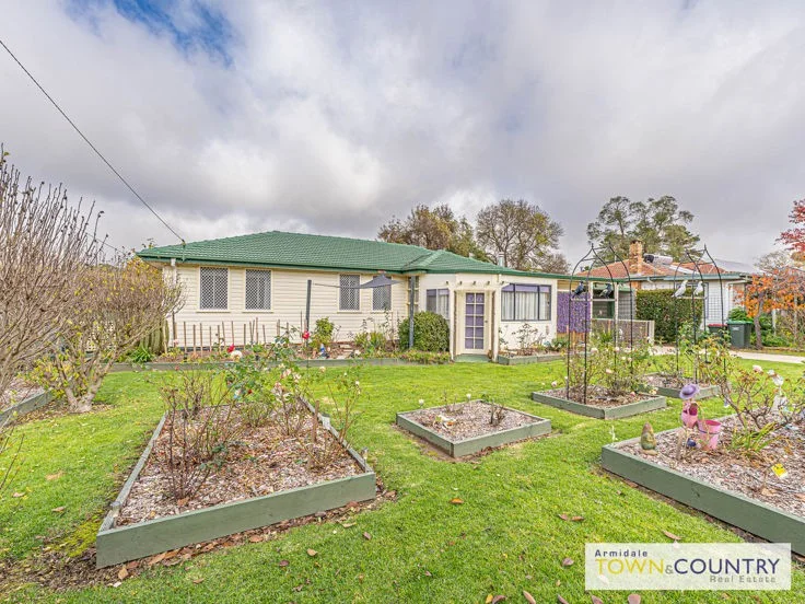 Additional image 4 of 10 Helen Avenue, Armidale NSW 2350