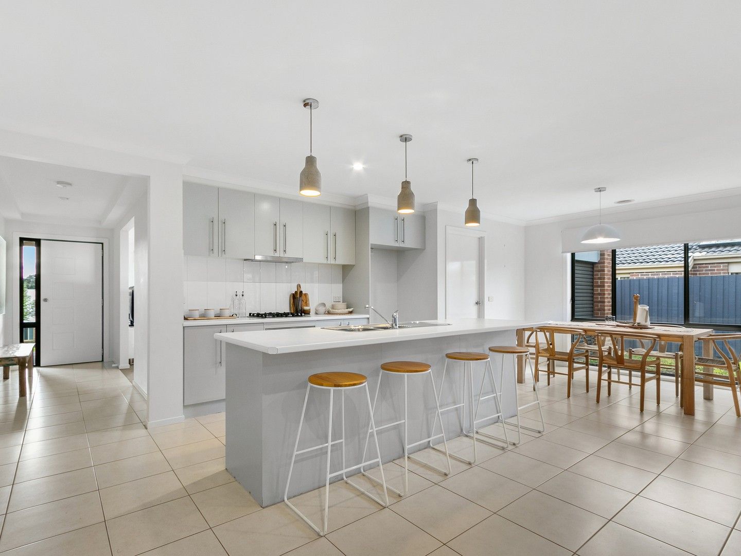 4 bedrooms House in 15 Rimfire Avenue DROUIN VIC, 3818