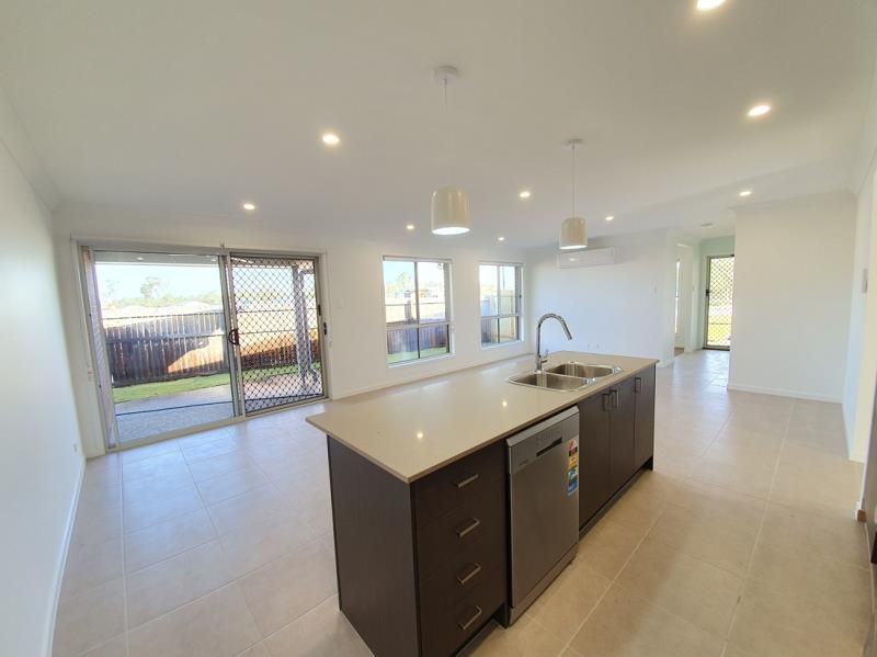 35 Daintree Court, Park Ridge QLD 4125 House For Rent 600 Domain