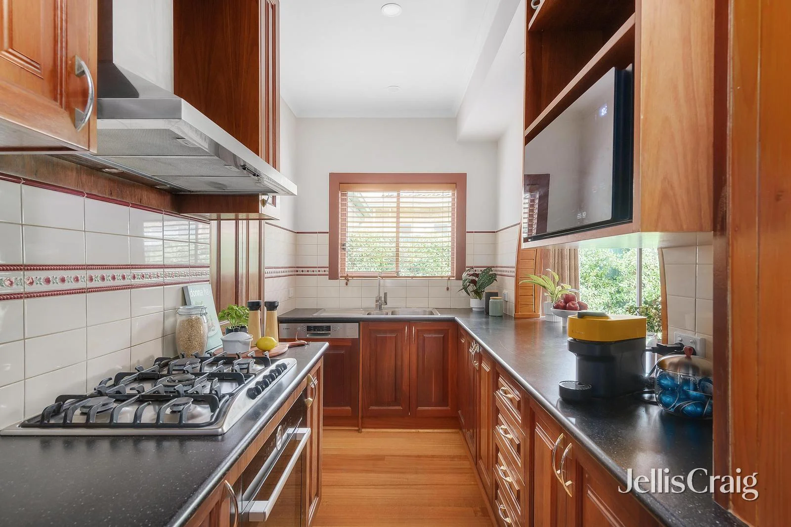 Additional image 4 of 976 North Road, Bentleigh East VIC 3165