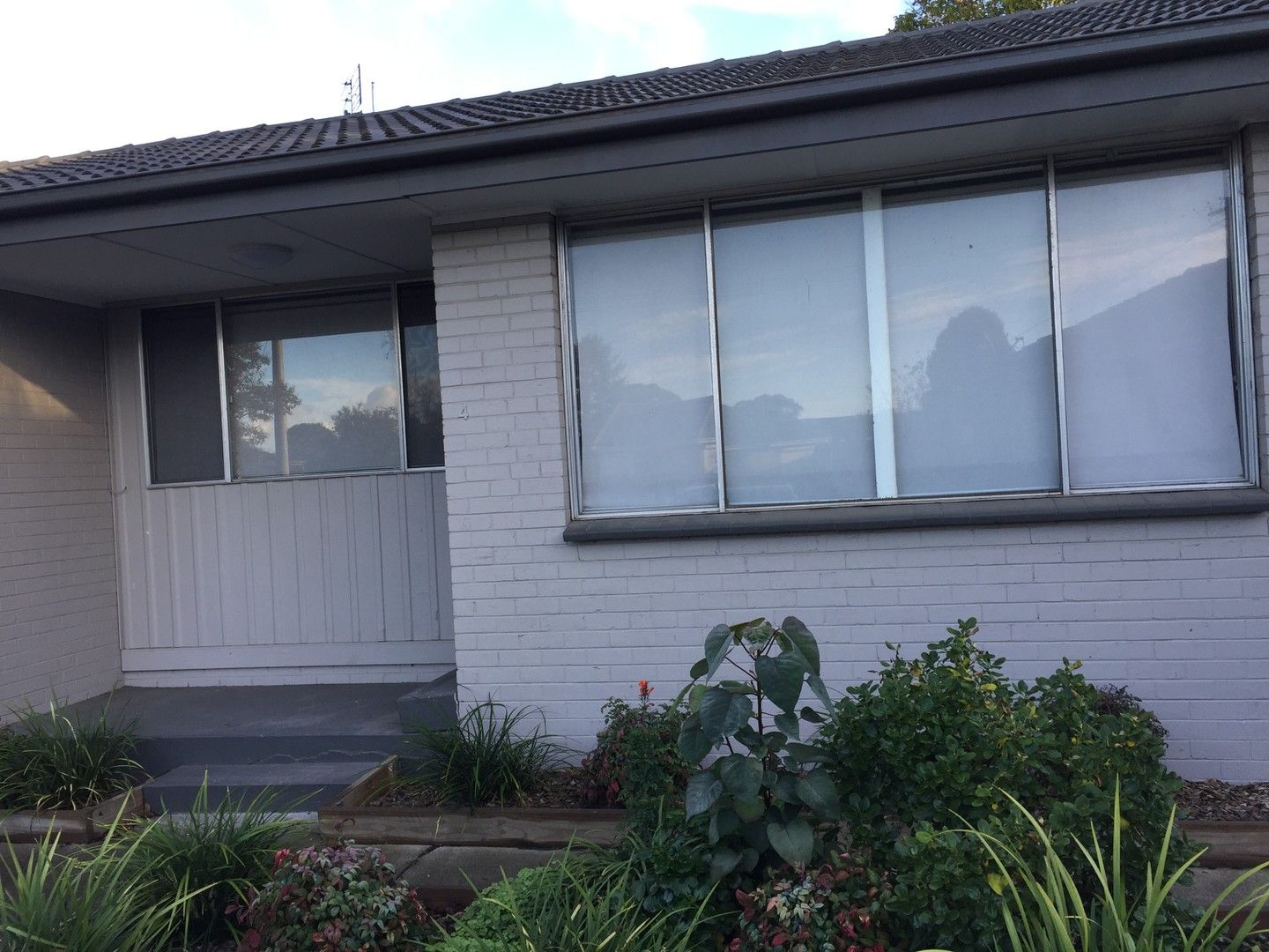 1 bedrooms Apartment / Unit / Flat in 4/4-5 Moonabeal Court TRARALGON VIC, 3844
