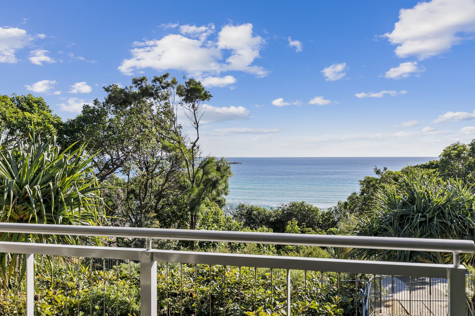 12/158-172 Dickson Way, Point Lookout QLD 4183, Image 2