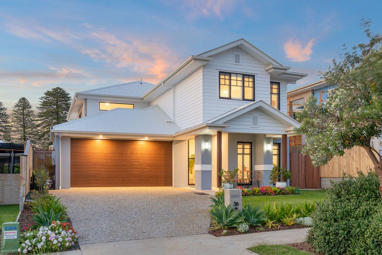 5 bedrooms House in 36 Surf Avenue SKENNARS HEAD NSW, 2478