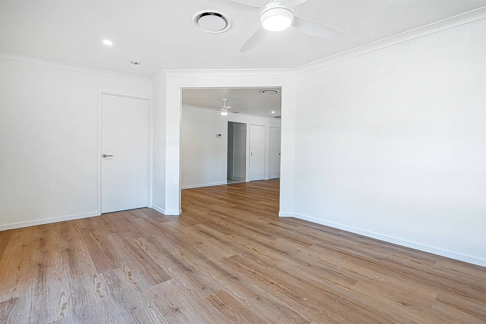 Additional image 2 of 5 Pitt Court, Crestmead QLD 4132